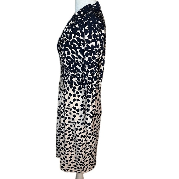 Catherine Via Modena Black & White Abstract Print Faux Wrap Dress - Size Small - Picture 2 of 9